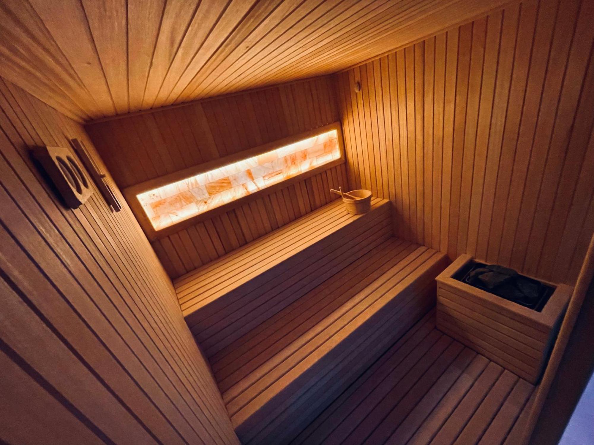 Mozaik Apartments & Spa - Modern 4-Star Apartments With Exclusive Private Spa Wellness In The City Center - Sauna, Jacuzzi, Turkish Bath - Free Parking, Wi-Fi - Rooms & Apartments Ćuprija Exterior foto