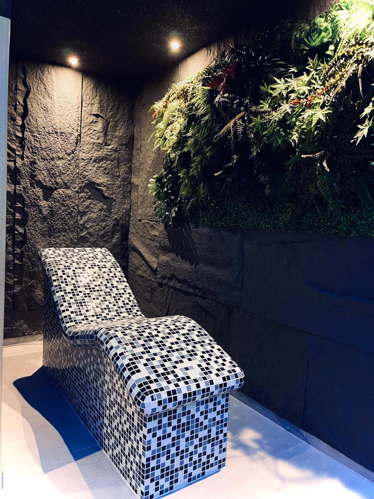 Mozaik Apartments & Spa - Modern 4-Star Apartments With Exclusive Private Spa Wellness In The City Center - Sauna, Jacuzzi, Turkish Bath - Free Parking, Wi-Fi - Rooms & Apartments Ćuprija Exterior foto