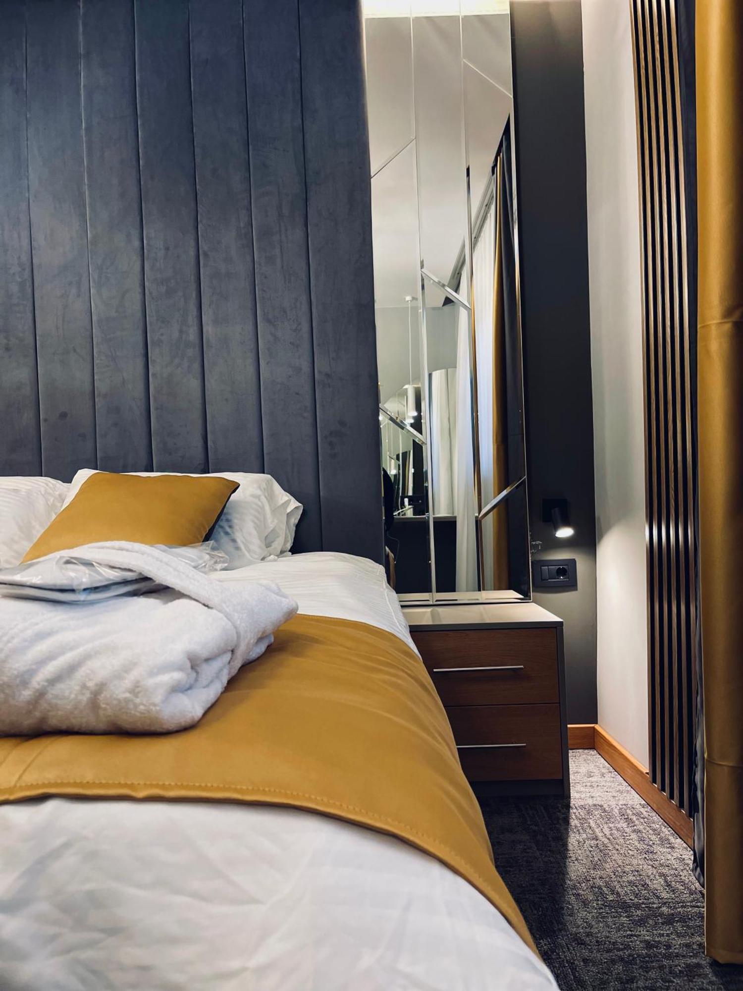 Mozaik Apartments & Spa - Modern 4-Star Apartments With Exclusive Private Spa Wellness In The City Center - Sauna, Jacuzzi, Turkish Bath - Free Parking, Wi-Fi - Rooms & Apartments Ćuprija Exterior foto