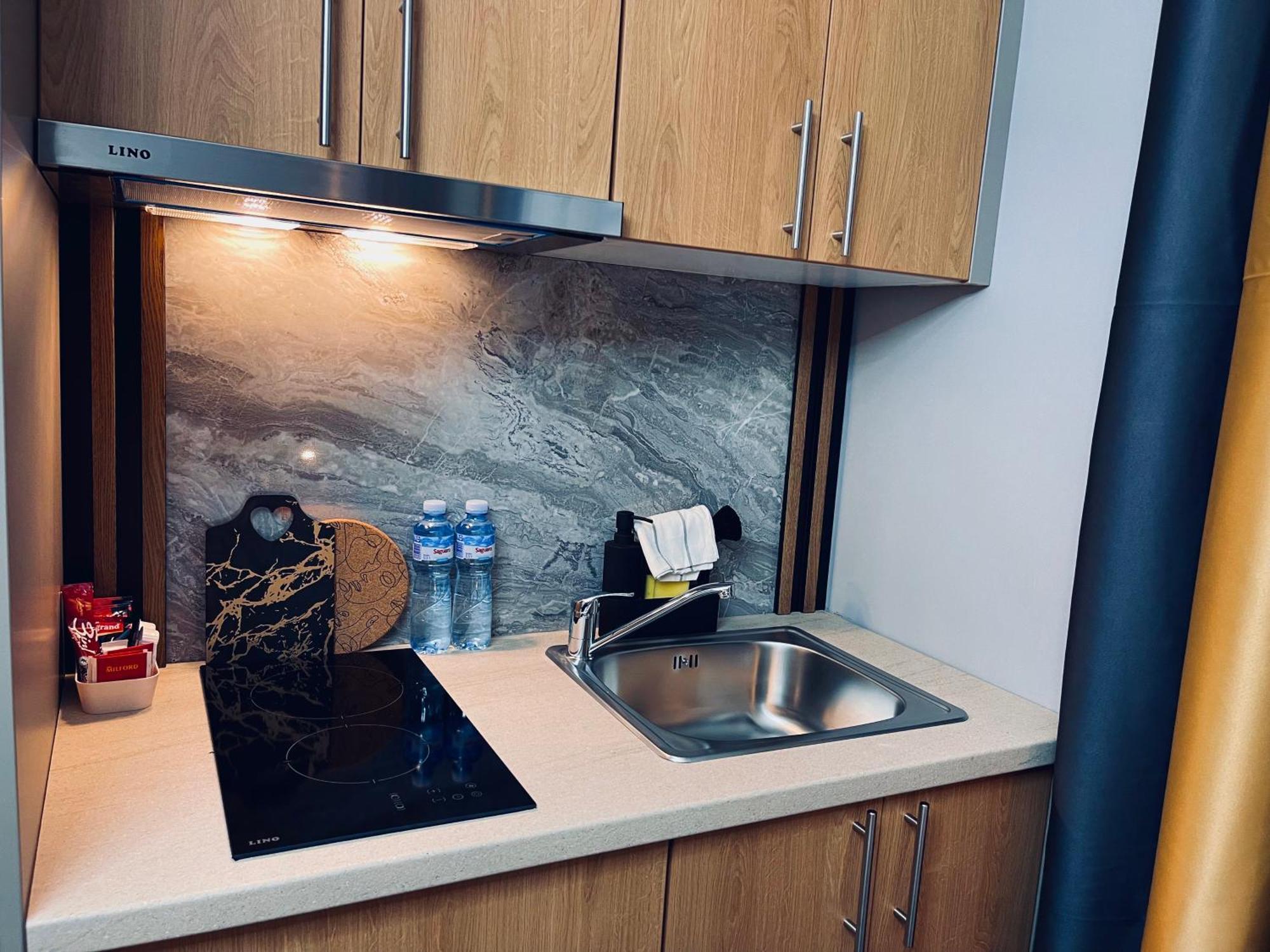 Mozaik Apartments & Spa - Modern 4-Star Apartments With Exclusive Private Spa Wellness In The City Center - Sauna, Jacuzzi, Turkish Bath - Free Parking, Wi-Fi - Rooms & Apartments Ćuprija Exterior foto