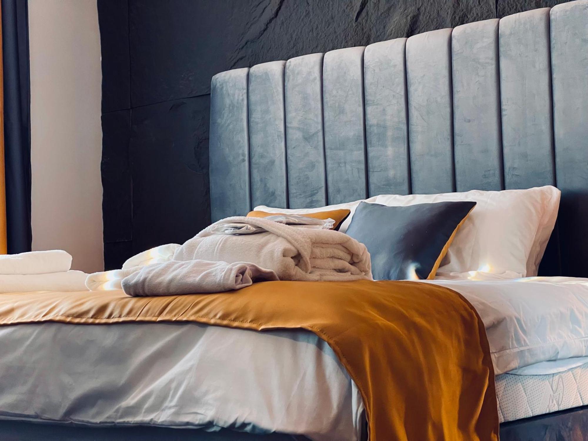 Mozaik Apartments & Spa - Modern 4-Star Apartments With Exclusive Private Spa Wellness In The City Center - Sauna, Jacuzzi, Turkish Bath - Free Parking, Wi-Fi - Rooms & Apartments Ćuprija Exterior foto