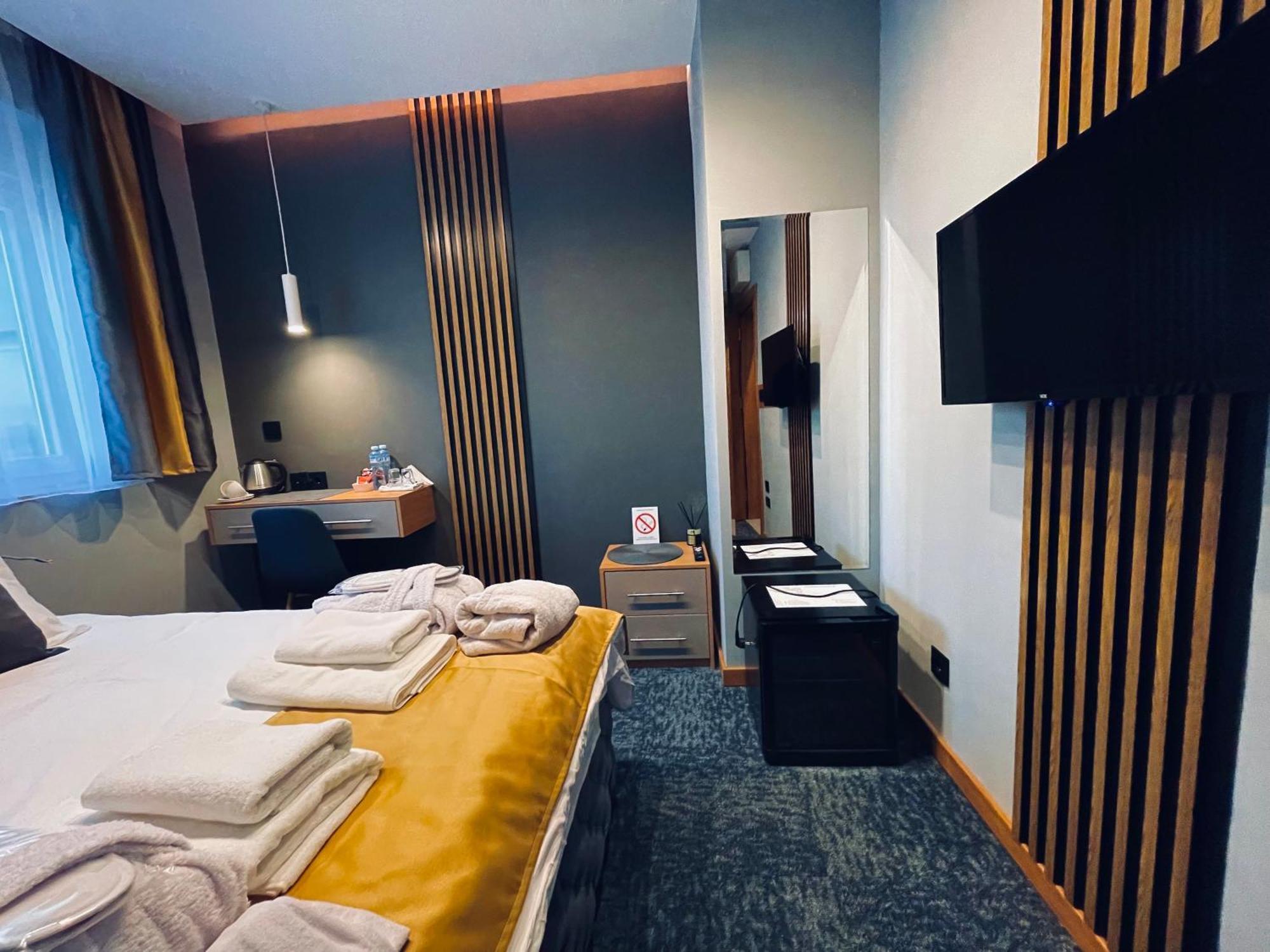 Mozaik Apartments & Spa - Modern 4-Star Apartments With Exclusive Private Spa Wellness In The City Center - Sauna, Jacuzzi, Turkish Bath - Free Parking, Wi-Fi - Rooms & Apartments Ćuprija Exterior foto