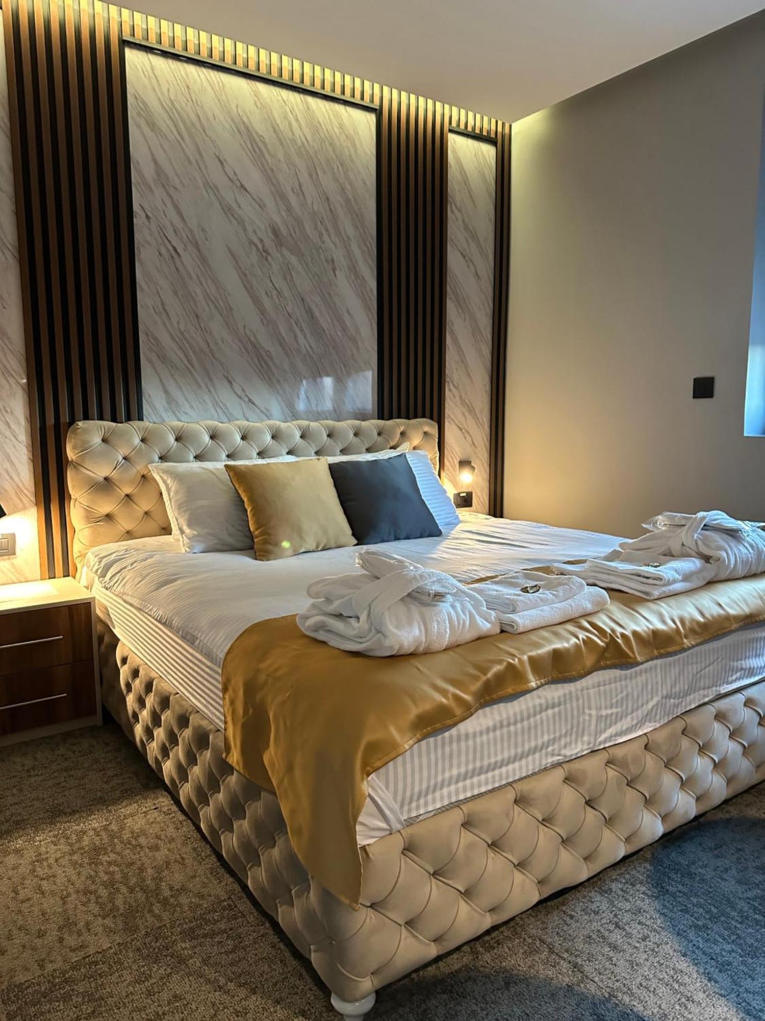 Mozaik Apartments & Spa - Modern 4-Star Apartments With Exclusive Private Spa Wellness In The City Center - Sauna, Jacuzzi, Turkish Bath - Free Parking, Wi-Fi - Rooms & Apartments Ćuprija Exterior foto