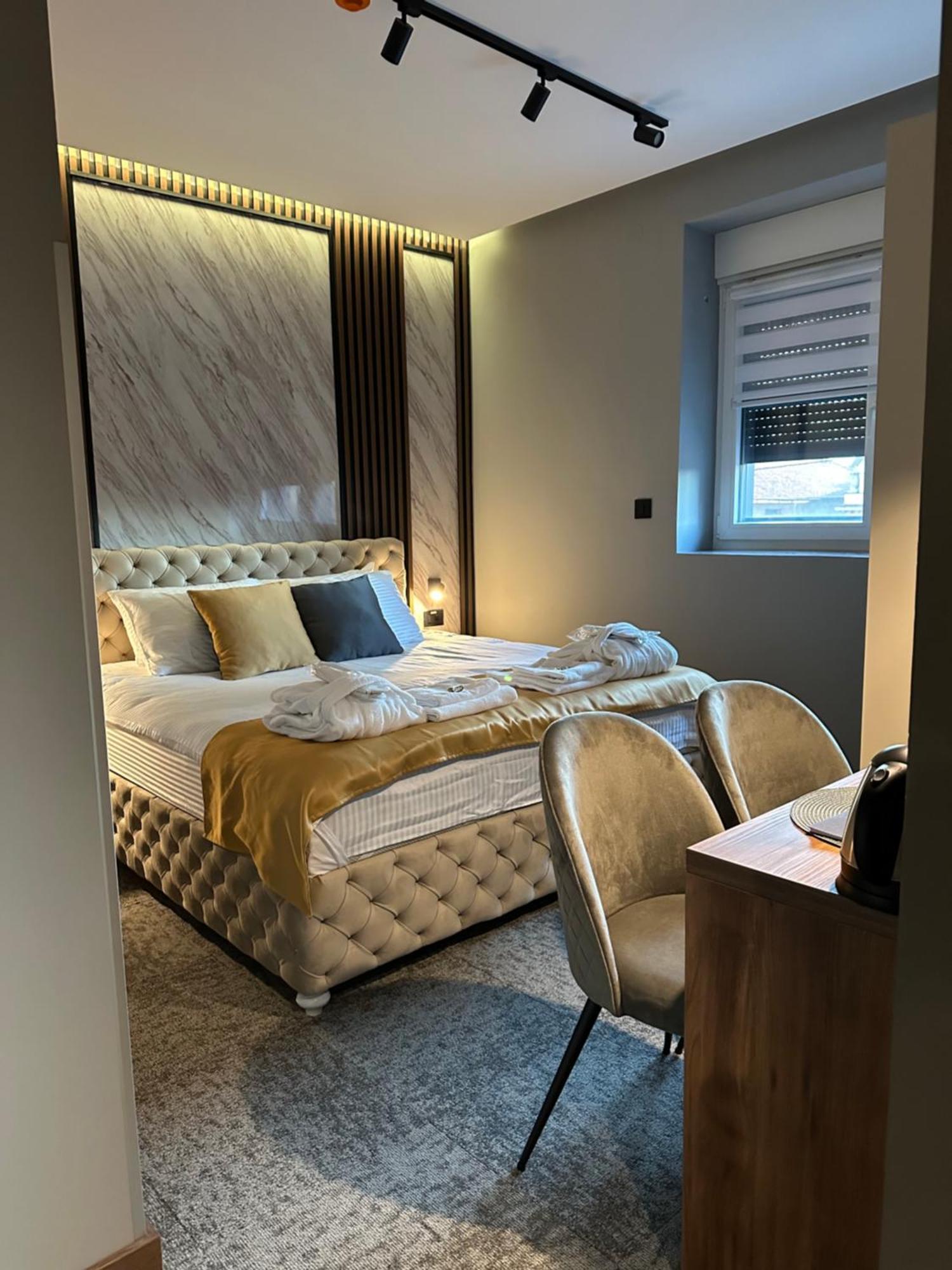 Mozaik Apartments & Spa - Modern 4-Star Apartments With Exclusive Private Spa Wellness In The City Center - Sauna, Jacuzzi, Turkish Bath - Free Parking, Wi-Fi - Rooms & Apartments Ćuprija Exterior foto